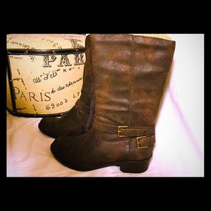 Brown boots